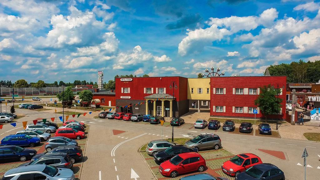 Hotel Texas - Żory Dış mekan fotoğraf